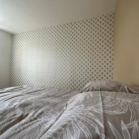 Le Madeleine - Cosy & Renove - Face Tram Apartment Orleans Luaran gambar